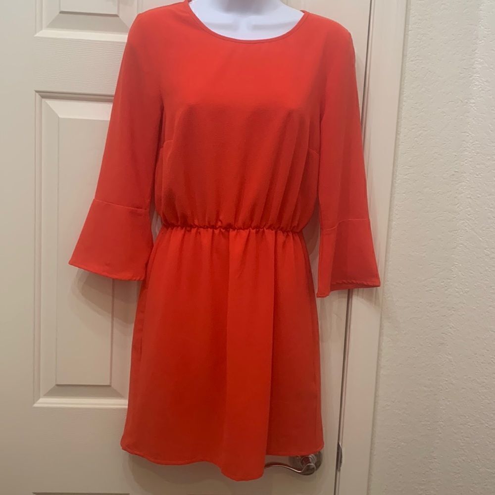 Divided H&M Size 4 Red Scoop Neck 3/4 Bell Sleeves Mini Dress